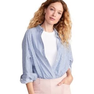 old navy the boyfriend buttondown shirt striped blue white size M